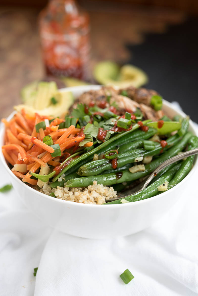 Asian Chicken Quinoa Bowl #glutenfree - this is a filling, healthy meal that can be enjoyed hot or cold! Makes a great meal prep addition!| www.nutritiouseats.com