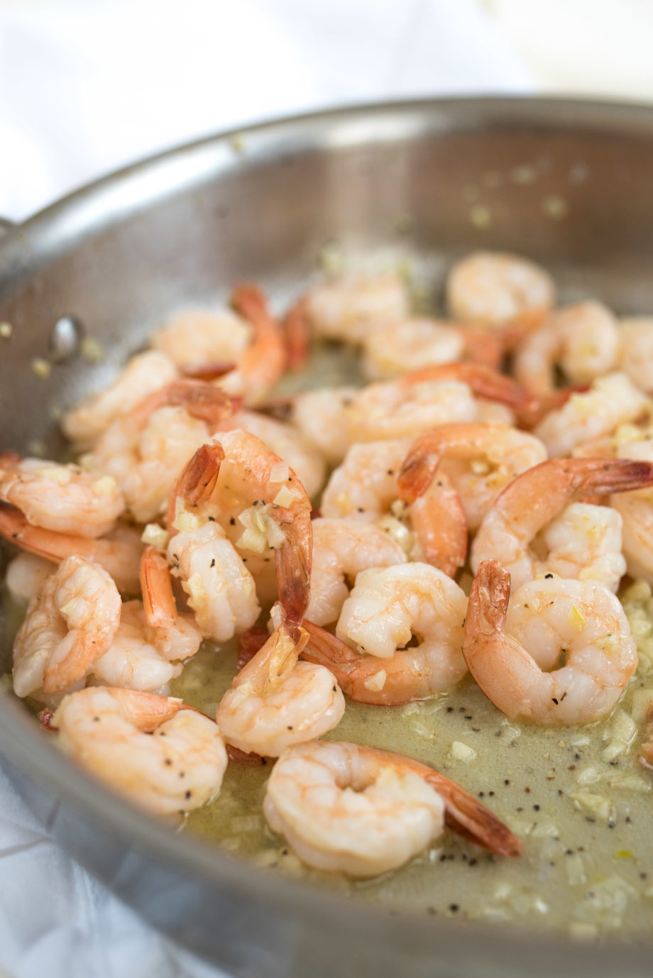 Hawaiian Garlic Shrimp {Gluten Free} - Nutritious Eats