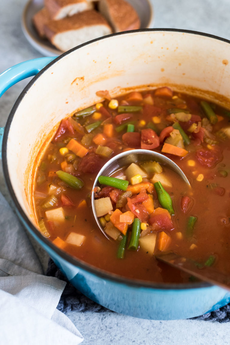 Easy Vegetable Soup - Nutritious Eats